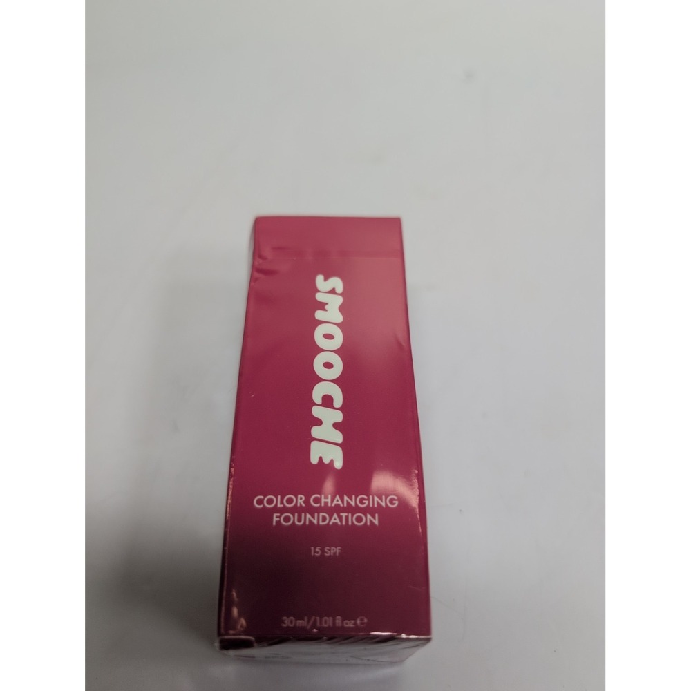 Smooche color changing foundation New
